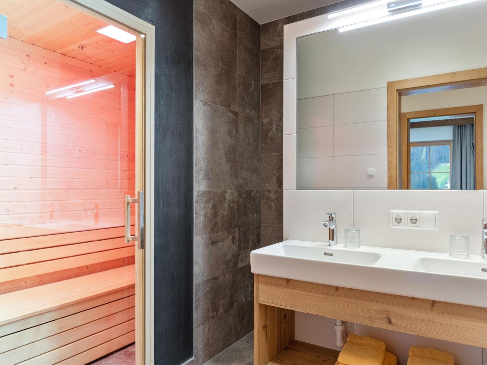 Luxurious Apartment With Sauna In Koenigsleiten Wald im Pinzgau Exterior foto